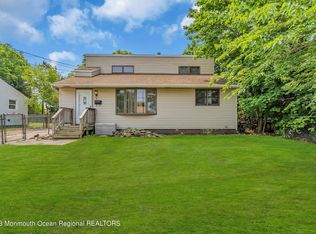 406 Maple St, Lakehurst, NJ 08733