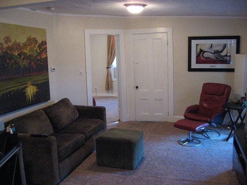2nd image of 180 Beacon St #3