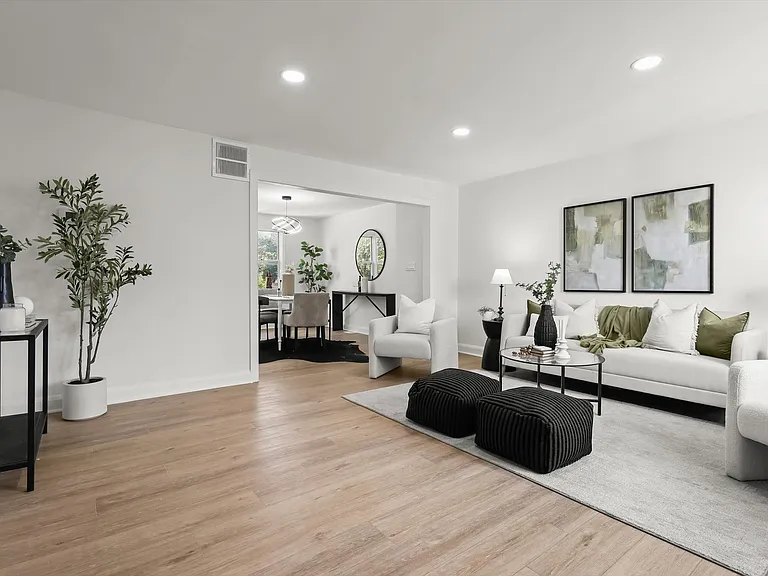 1302 Woodbourne Ave — Photo 20