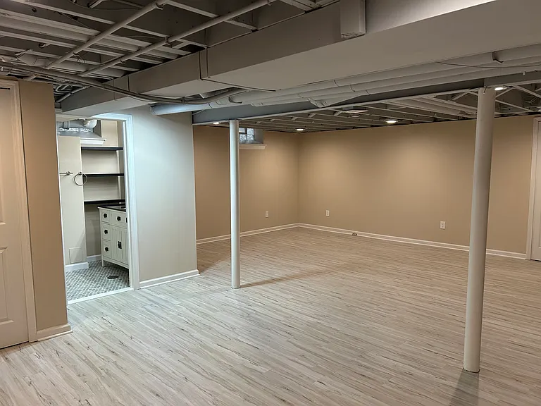 850 Redeemer Ave — Photo 15