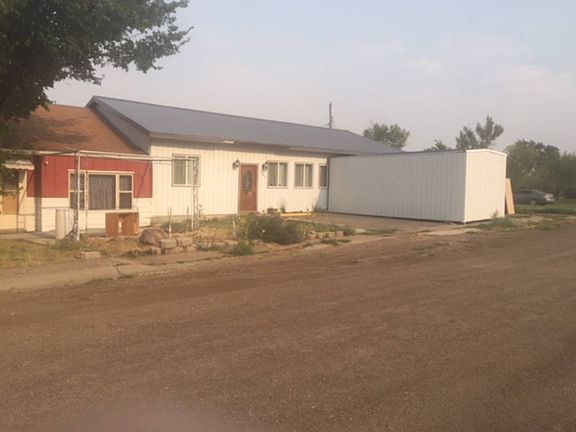 2nd image of 305 2nd Ave S