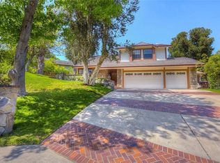 411 S Canyon Ridge Dr, Anaheim, CA 92807