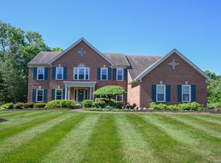 2525 Apple Ridge Ln, Cincinnati, OH 45236