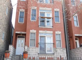 2137 W Addison St #1, Chicago, IL 60618