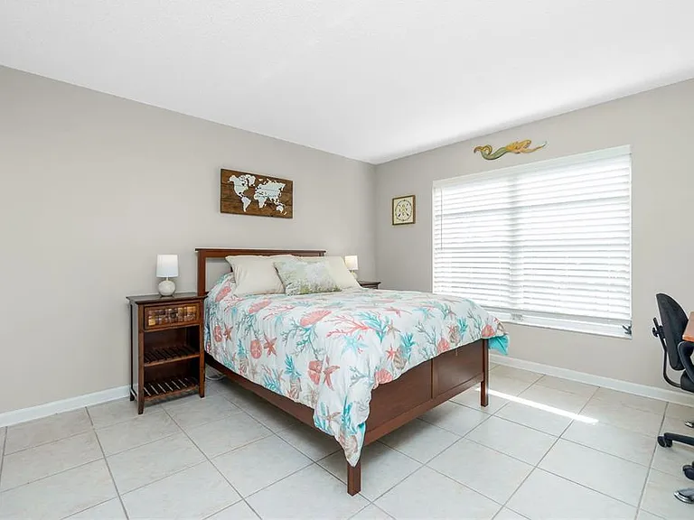 1358 Rock Dove Ct #7 — Photo 3