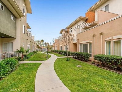 12056 S Broadway, Los Angeles, CA, 90061