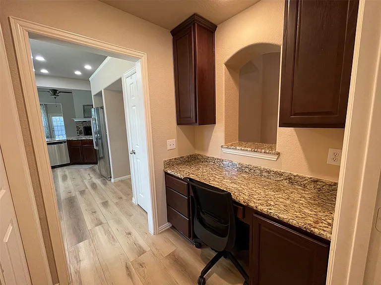 2318 Patriot — Photo 16