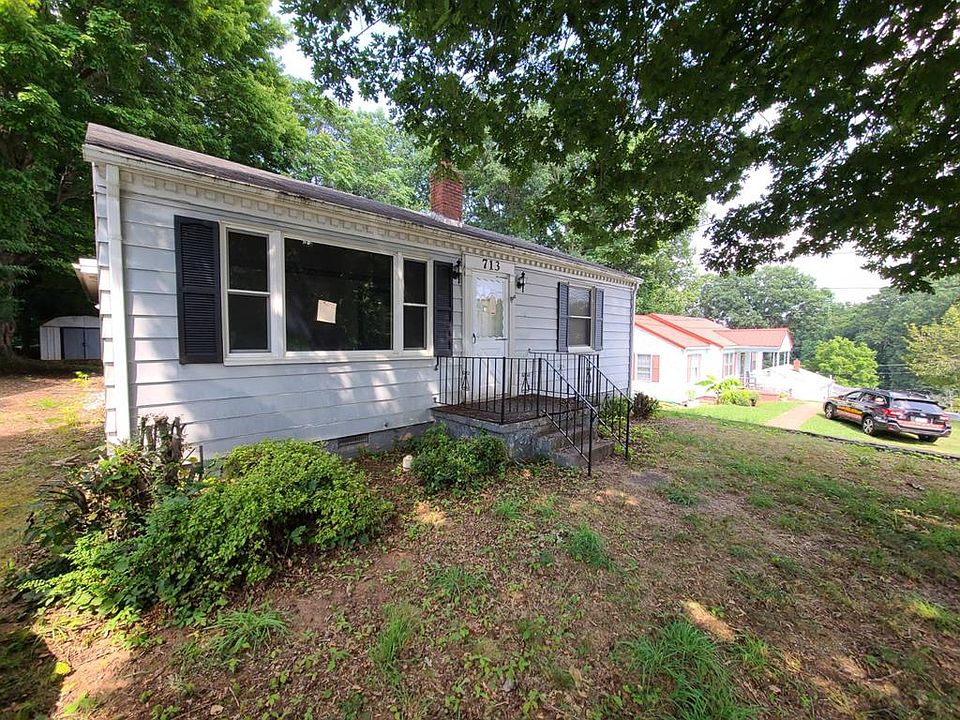 1st image of 713 Forest St