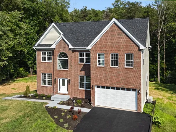15701 Piedmont Pl, Woodbridge, VA 22193