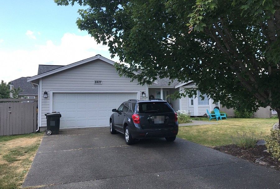 1st image of 2807 Stirling St SE