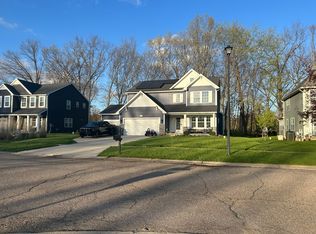 16053 River Ridge Trl, Linden, MI 48451