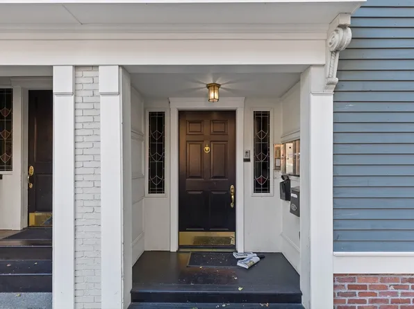 34 Washington St APT 2B, Charlestown, MA 02129