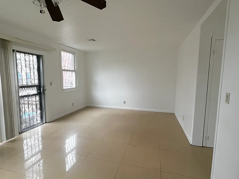542 Fox St #2 — Photo 10