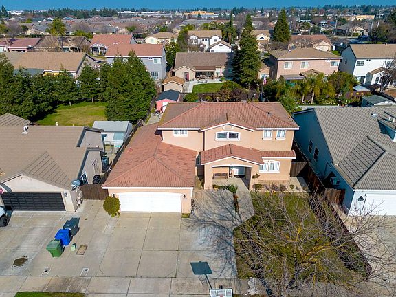 3rd image of 2147 Sorrel Dr