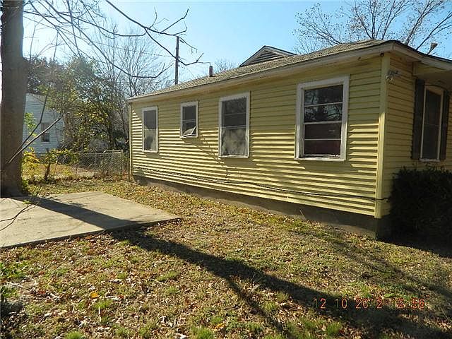 2nd image of 3126 Casino Dr