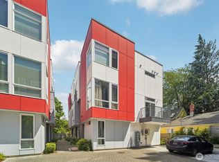 9032 14th Avenue NW #D, Seattle, WA 98117
