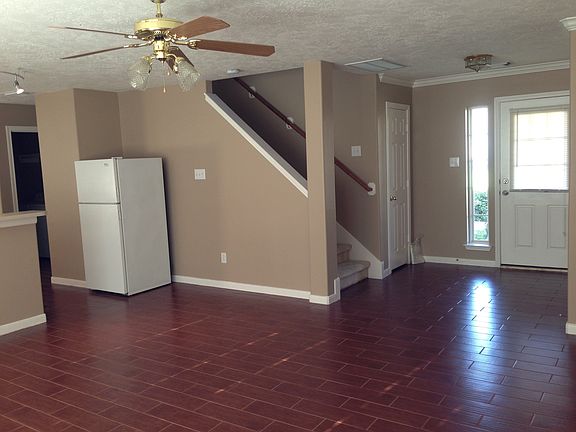 5th image of 2503 Glenholly Park Dr