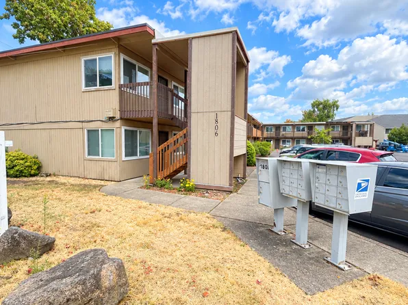 4th Plain Court Apartments, 1806 E Fourth Plain Blvd APT 10, Vancouver, WA 98661