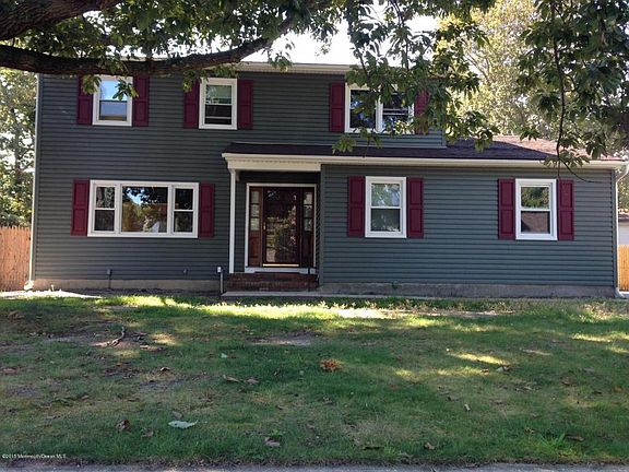3rd image of 44 Melody Ave