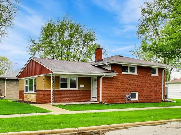 346 Kemman Ave, La Grange Park, IL 60526