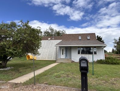 165 Country Club Ave, Plentywood, MT, 59254
