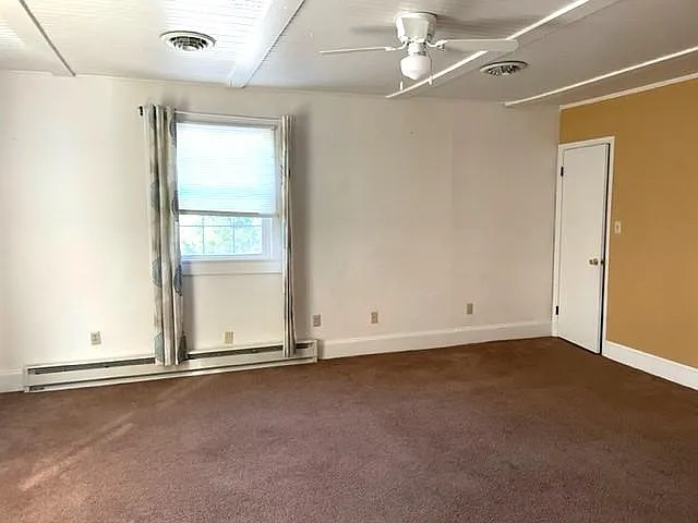2 bed, 448 sqft, $1,200 — Photo 2