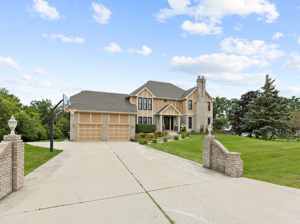 3210 Boerderij Way, Woodstock, IL 60098