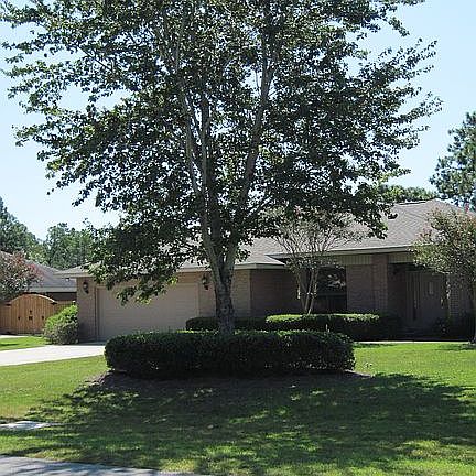 2nd image of 2355 Parkridge Dr