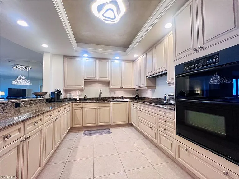 23850 Via Italia Cir #605 — Photo 10