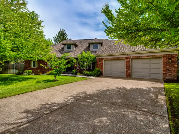 3375 Bardell Ave, Eugene, OR 97401