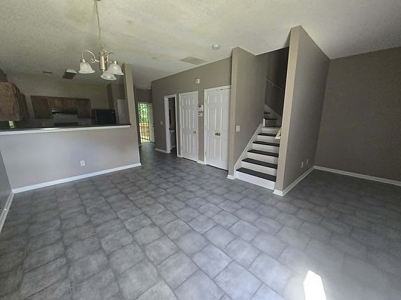 3rd image of 7331 Wagon Wheel Ct