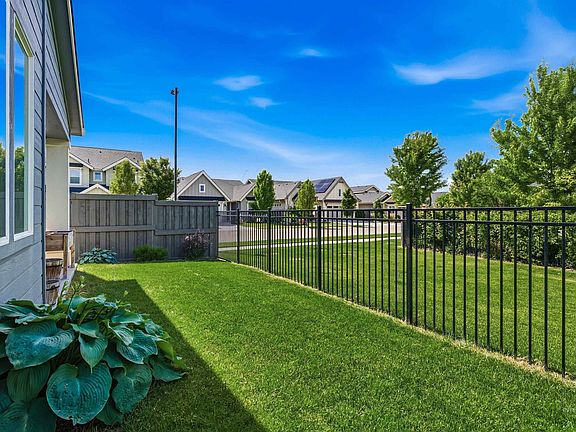 2nd image of 3286 E Collingwood Dr