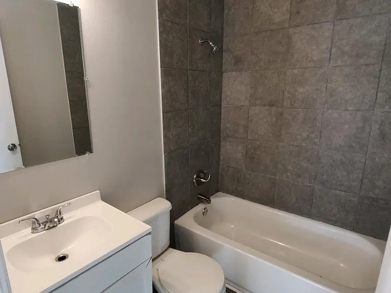 5443 Hubert St — Photo 6