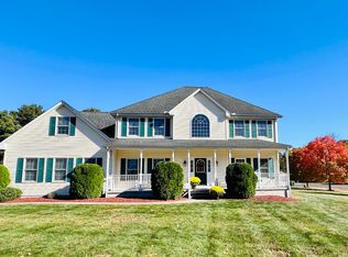 45 Red Rock Ln, South Windsor, CT 06074