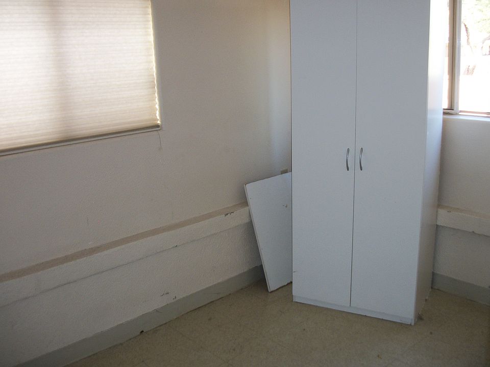 2nd image of 1003 E Halcyon Rd Unit 3