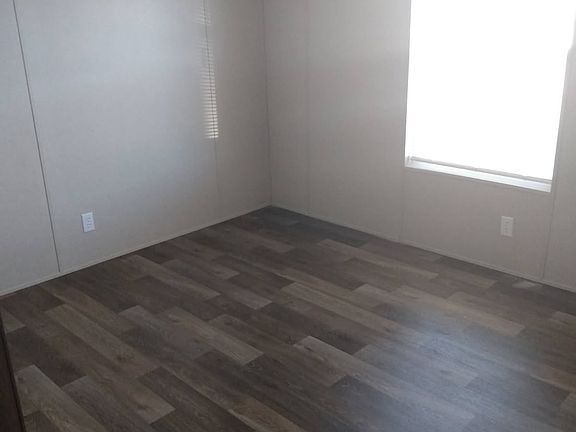 3rd image of 2321 Ashley Acres Dr