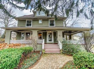 448 S Spring Ave, La Grange, IL 60525