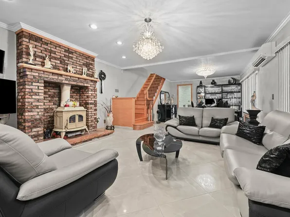 1836 72nd Street image 5 of 31