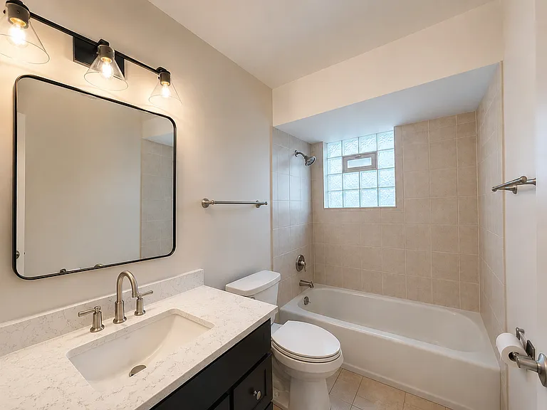 4425 Prairie Ave #C — Photo 16