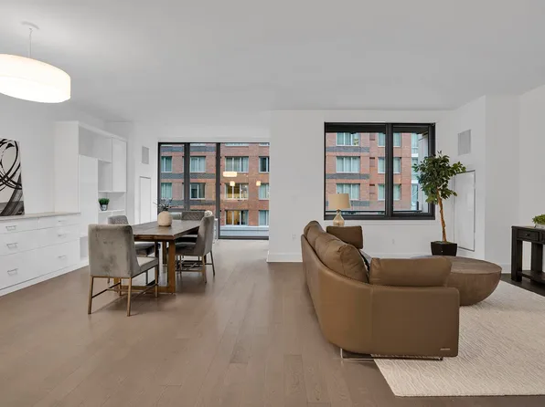 9 Avenue At Port Imperial image 7 of 50