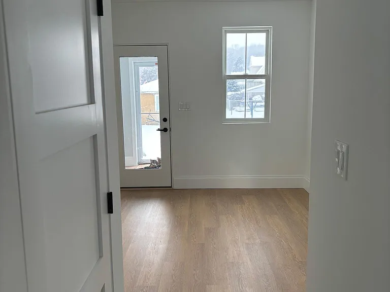 214 Center St — Photo 19