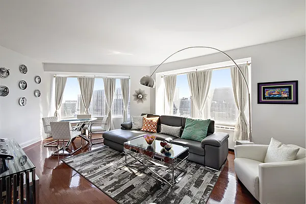 Sold by Stribling | media 8