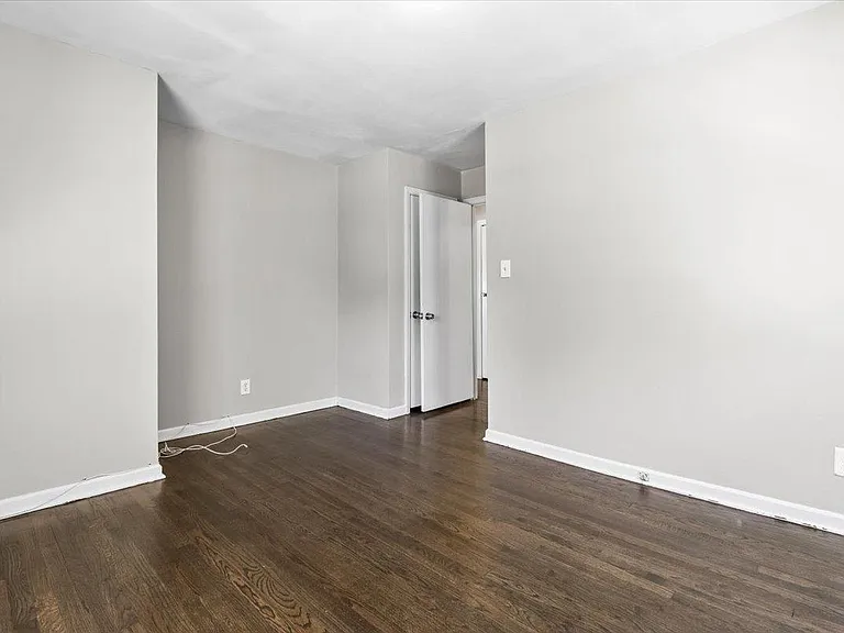 8023 Garfield Ave — Photo 15