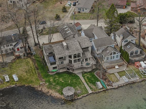 14860 Lake Shore Dr-501