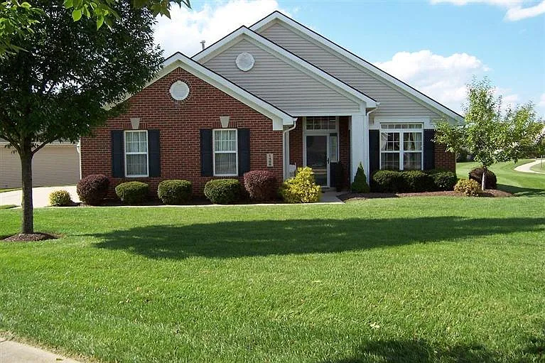1468 Fairhill Ct photo 1