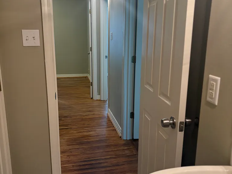 1813 S Harrison St — Photo 10