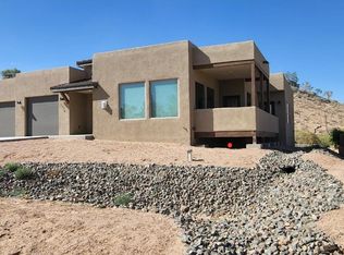 1574 W Ella Dr, Corrales, NM 87048
