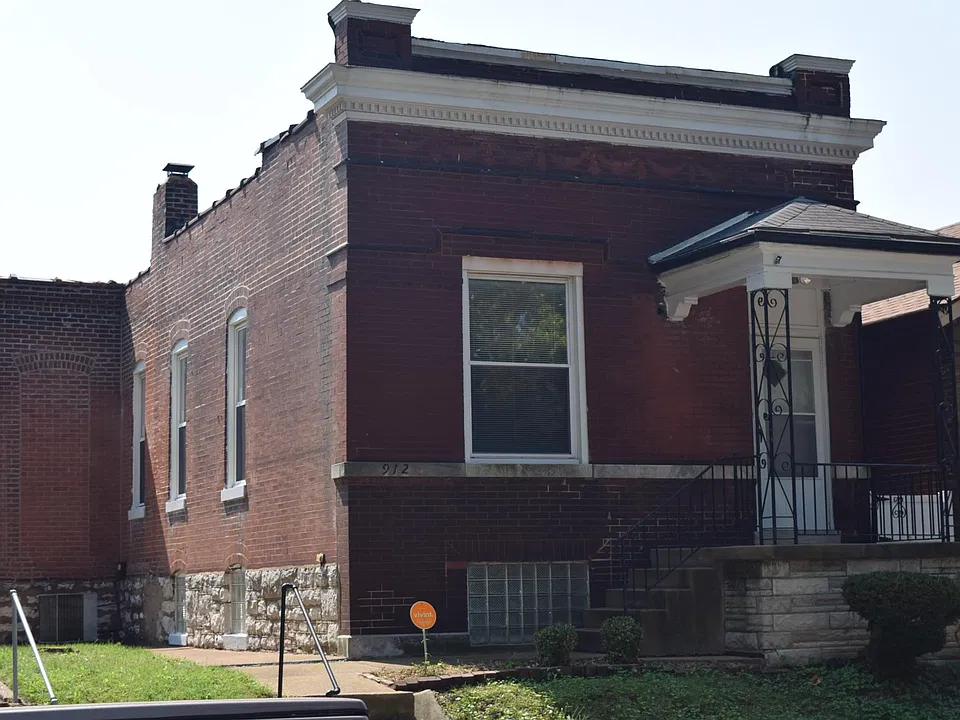 912 Wilmington Ave