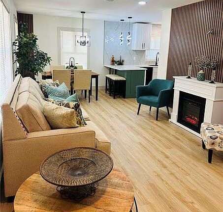 3rd image of 2793 Gresham Rd SE