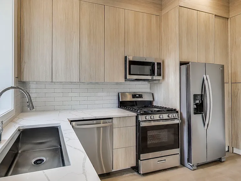 2023 N Drake Ave #2S — Photo 4